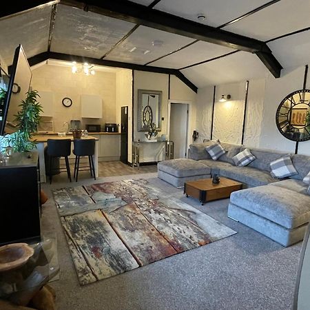 The Coach House At The Bull Inn Milton Keynes Exteriér fotografie