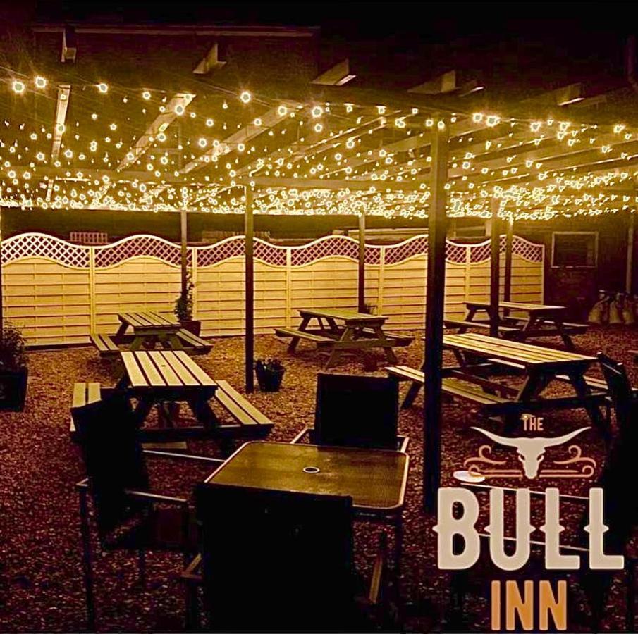 The Coach House At The Bull Inn Milton Keynes Exteriér fotografie